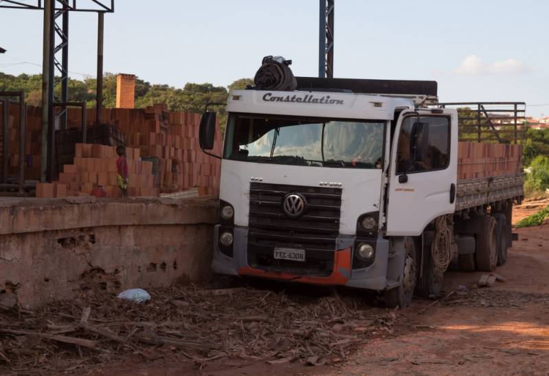 Comprar Bloco de Cerâmica 8 Furos Santana do Parnaíba - Bloco de Cerâmica Estrutural